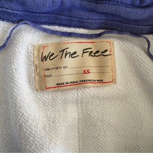 We The Free V-Neck Pullover - Picture 3 of 9